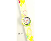 SL 084 White w/ Yellow/Red Flowers
